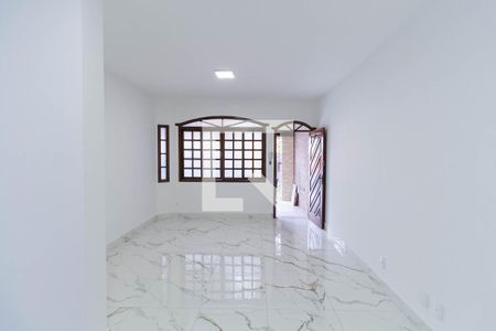 Sala de casa à venda com 3 quartos, 95m² em Santa Monica, Belo Horizonte