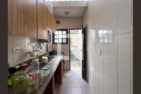 Casa à venda com 300m², 4 quartos e 2 vagasCozinha