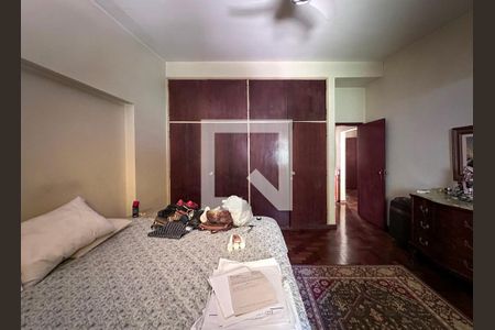 Casa à venda com 300m², 4 quartos e 2 vagasQuarto 4