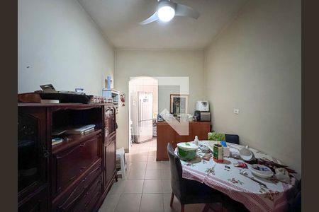 Casa à venda com 300m², 4 quartos e 2 vagasCopa