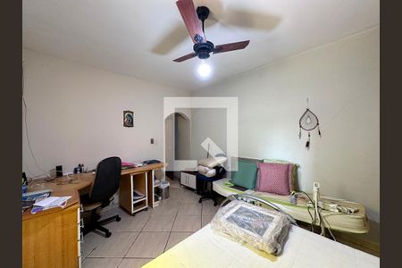 Casa à venda com 300m², 4 quartos e 2 vagasSuíte