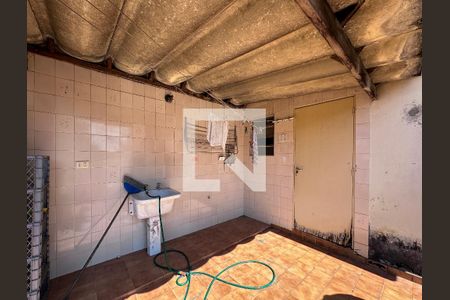 Casa à venda com 300m², 4 quartos e 2 vagasÁrea de Serviço