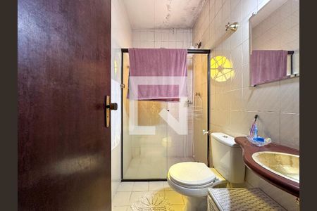 Casa à venda com 300m², 4 quartos e 2 vagasBanheiro Suíte