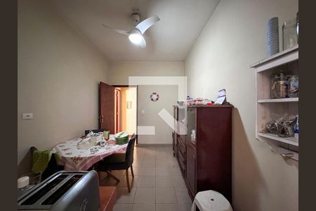 Casa à venda com 300m², 4 quartos e 2 vagasCopa