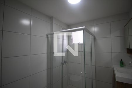 Banheiro de apartamento para alugar com 1 quarto, 39m² em Usina Piratininga, São Paulo