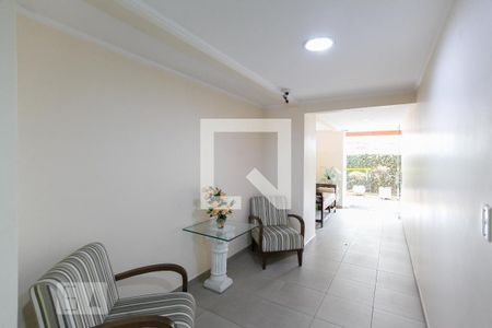 Apartamento à venda com 69m², 2 quartos e 1 vaga Apartamento à venda com 69m², 2 quartos e 1 vagaHall Social