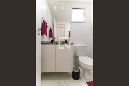 Apartamento à venda com 90m², 3 quartos e 2 vagas Apartamento à venda com 90m², 3 quartos e 2 vagasBanheiro da Suíte