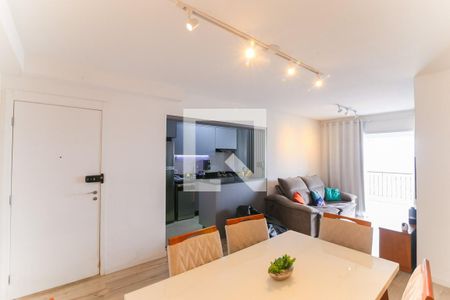 Apartamento à venda com 90m², 3 quartos e 2 vagas Apartamento à venda com 90m², 3 quartos e 2 vagasSala