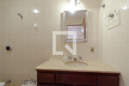 Apartamento para alugar com 150m², 3 quartos e 2 vagasBanheiro da Suíte 1