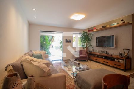 Sala  de casa de condomínio para alugar com 5 quartos, 232m² em Recreio dos Bandeirantes, Rio de Janeiro