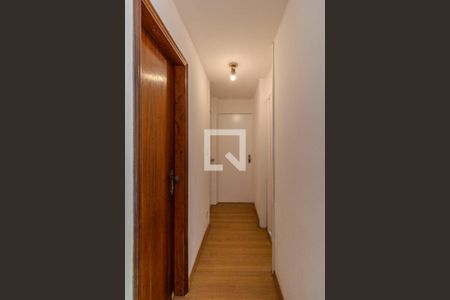Corredor de apartamento para alugar com 3 quartos, 63m² em Jardim Umuarama, São Paulo