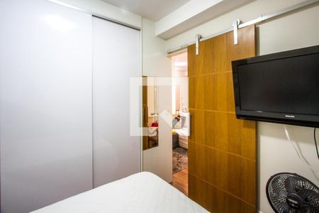 Quarto de apartamento à venda com 1 quarto, 38m² em Santo Amaro, São Paulo