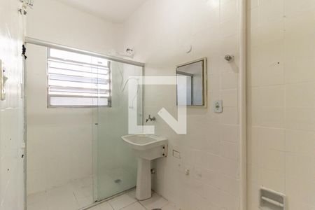 Banheiro de kitnet/studio para alugar com 1 quarto, 40m² em Santa Cecília, São Paulo