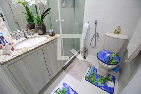 Apartamento à venda com 76m², 2 quartos e 1 vagaBanheiro Social