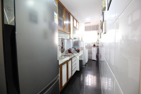 Apartamento à venda com 76m², 2 quartos e 1 vagaCozinha