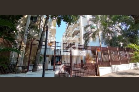 Apartamento à venda com 76m², 2 quartos e 1 vagaFachada da Portaria