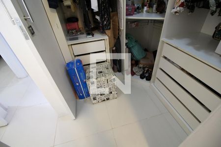 Apartamento à venda com 76m², 2 quartos e 1 vagaCloset da Suíte