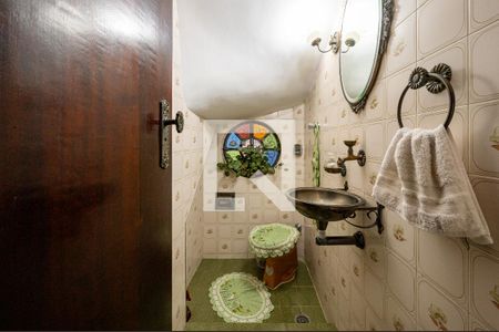 Casa à venda com 200m², 3 quartos e 2 vagas Casa à venda com 200m², 3 quartos e 2 vagasLavabo