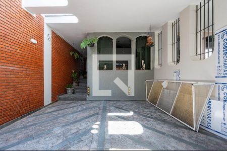 Casa à venda com 200m², 3 quartos e 2 vagas Casa à venda com 200m², 3 quartos e 2 vagasGaragem