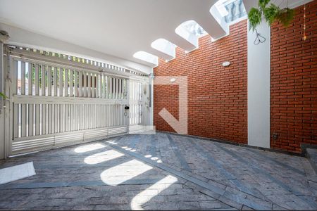 Casa à venda com 200m², 3 quartos e 2 vagas Casa à venda com 200m², 3 quartos e 2 vagasGaragem