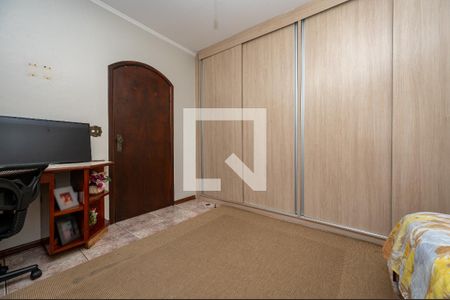 Casa à venda com 200m², 3 quartos e 2 vagas Casa à venda com 200m², 3 quartos e 2 vagasQuarto 2