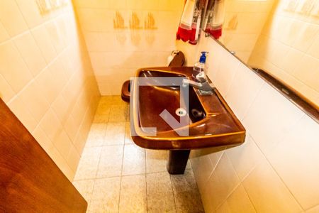 Casa à venda com 200m², 4 quartos e 4 vagasLavabo