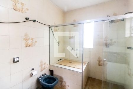 Casa à venda com 200m², 4 quartos e 4 vagasBanheiro da Suíte Quarto 3