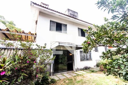 Casa à venda com 200m², 4 quartos e 4 vagasQuintal 1
