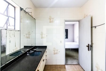 Casa à venda com 200m², 4 quartos e 4 vagasBanheiro da Suíte Quarto 3