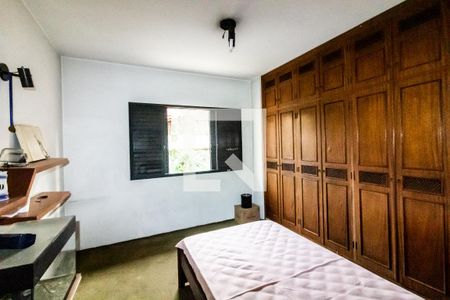 Casa à venda com 200m², 4 quartos e 4 vagasQuarto 1