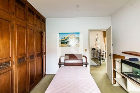 Casa à venda com 200m², 4 quartos e 4 vagasQuarto 1