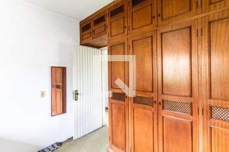 Casa à venda com 200m², 4 quartos e 4 vagasQuarto 2