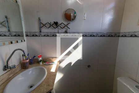 Casa à venda com 168m², 5 quartos e 2 vagasBanheiro