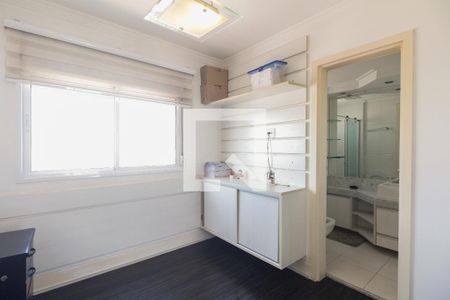 Apartamento para alugar com 169m², 3 quartos e 3 vagas Apartamento para alugar com 169m², 3 quartos e 3 vagasSuíte 2