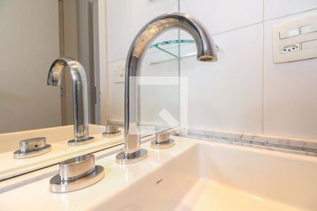 Apartamento para alugar com 169m², 3 quartos e 3 vagas Apartamento para alugar com 169m², 3 quartos e 3 vagasBanheiro Suíte 3