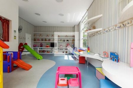 Apartamento para alugar com 169m², 3 quartos e 3 vagas Apartamento para alugar com 169m², 3 quartos e 3 vagasCondomínio - Brinquedoteca