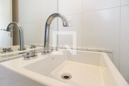 Apartamento para alugar com 169m², 3 quartos e 3 vagas Apartamento para alugar com 169m², 3 quartos e 3 vagasBanheiro Suíte 2