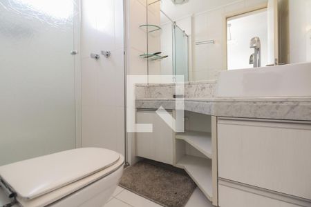 Apartamento para alugar com 169m², 3 quartos e 3 vagas Apartamento para alugar com 169m², 3 quartos e 3 vagasBanheiro Suíte 2
