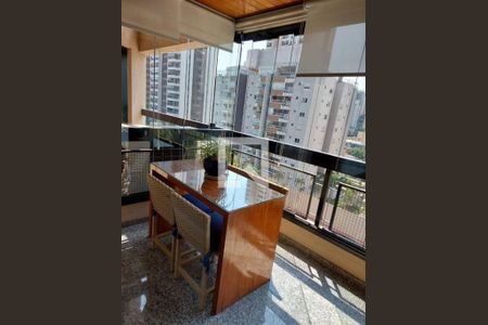 Apartamento à venda com 3 quartos, 110m² em Jardim Prudência, São Paulo