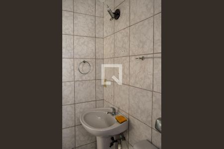 Casa à venda com 180m², 3 quartos e 1 vaga Casa à venda com 180m², 3 quartos e 1 vagaBanheiro