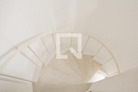 Apartamento à venda com 86m², 1 quarto e 1 vagaEscada