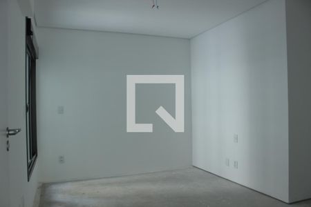 Apartamento à venda com 277m², 4 quartos e 4 vagasQuarto 2