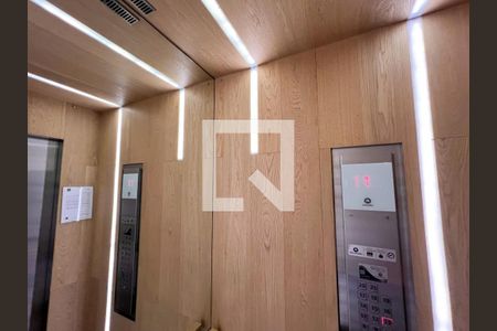 Apartamento à venda com 85m², 1 quarto e 2 vagasÁrea comum - Elevador