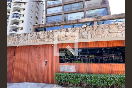 Apartamento à venda com 85m², 1 quarto e 2 vagasFachada