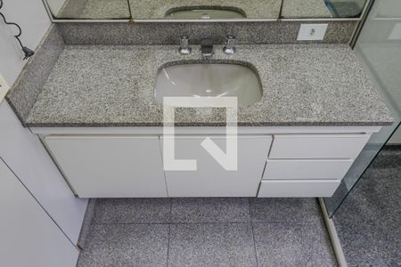 Apartamento à venda com 177m², 3 quartos e 2 vagasBanheiro da Suíte