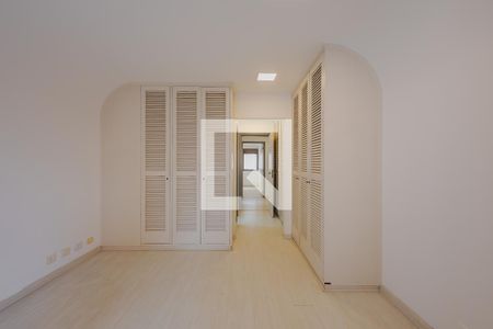 Apartamento à venda com 177m², 3 quartos e 2 vagasSuíte