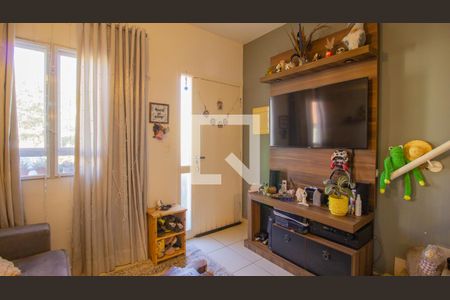 Sala de casa de condomínio à venda com 2 quartos, 84m² em Vila Maringa, Jundiaí
