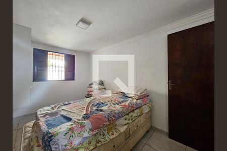 Suite 1 de casa para alugar com 5 quartos, 250m² em Jardim Tres Marias, Guarujá