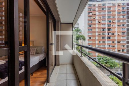 Varanda de kitnet/studio para alugar com 1 quarto, 33m² em Paraíso, São Paulo