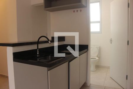 Cozinha de kitnet/studio para alugar com 1 quarto, 29m² em Santa Ifigênia, São Paulo